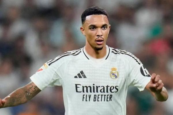 Alexander-Arnold Perlu Waspada, 7 Pemain Ini Malah Flop di Madrid