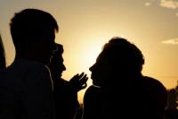 Ilustrasi - Sedang berkumpul sambil berbicang dengan para sahabat atau teman sejati (Foto: Unsplash/Green Liu)