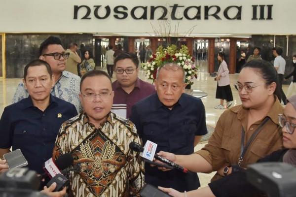 Dasco Imbau WNI di Wilayah Konflik Iran-Israel Tenang: Evakuasi Dilakukan Bertahap