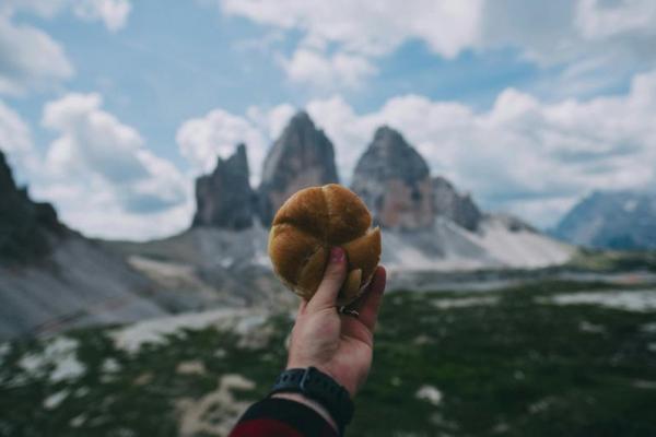 Makanan yang Simpel namun Berguna saat Naik Gunung