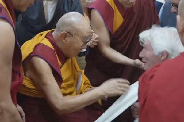 Dalai Lama Sebut Perwaliannya Miliki Kewenangan Tunggal Tentukan Penggantinya