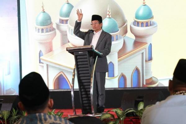 Menag Sebut Masjid Perlu Jadi Pusat Konseling Keluarga