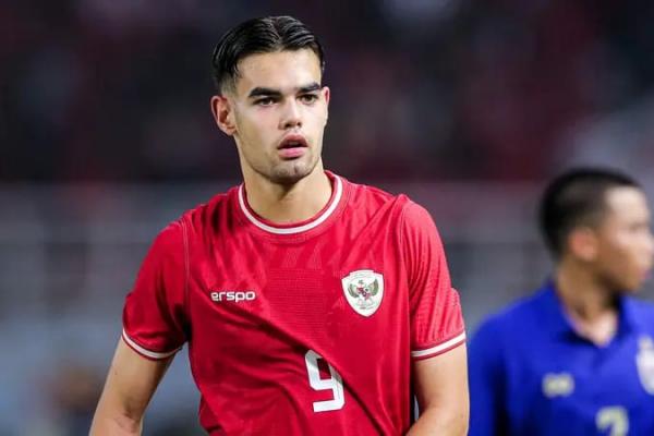 Jens Raven Resmi Bergabung dengan Bali United