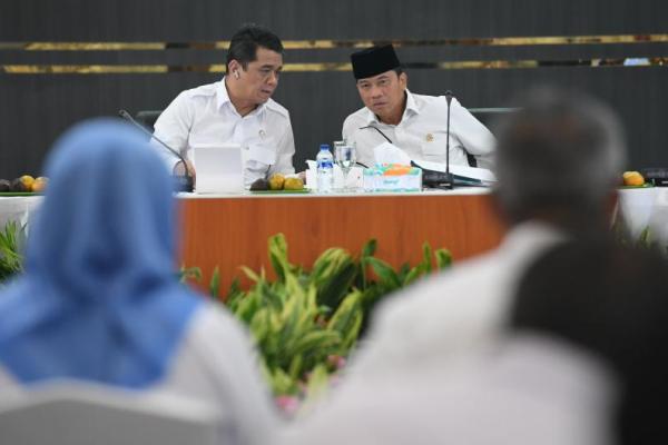 Tutup Raker Kemendes PDT, Ini Pesan Mendes dan Wamendes