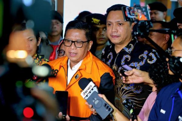 Ronny Talapessy: Kegagalan Tangkap Harun Masiku Ada di KPK, Bukan Hasto