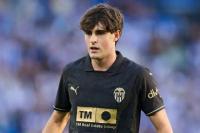 MU Dekati Javi Guerra, Gelandang Valencia yang Menarik Perhatian