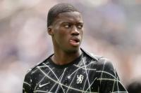 Chelsea Pinjamkan Mamadou Sarr ke Strasbourg, Siap Asah Bakat di Ligue 1