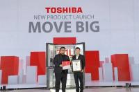 Kulkas Empat Pintu Terbesar di Indonesia Raih Penghargaan Rekor MURI