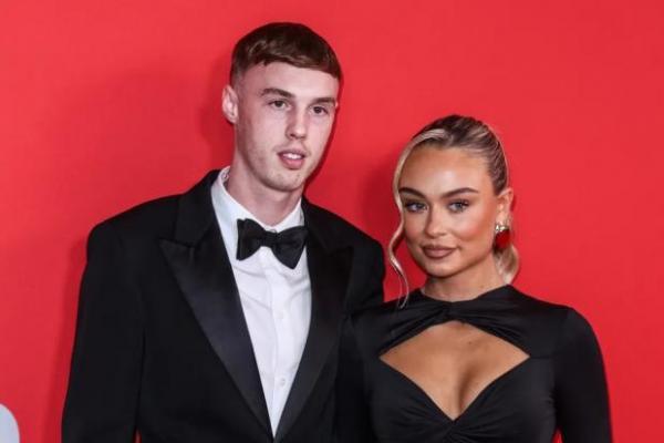 Mantan Pacar Bantah Rumor Putus Gegara Lamar Cole Palmer