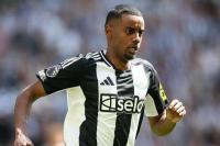 Dicampakkan Newcastle, Isak Berlatih Sendirian di Spanyol