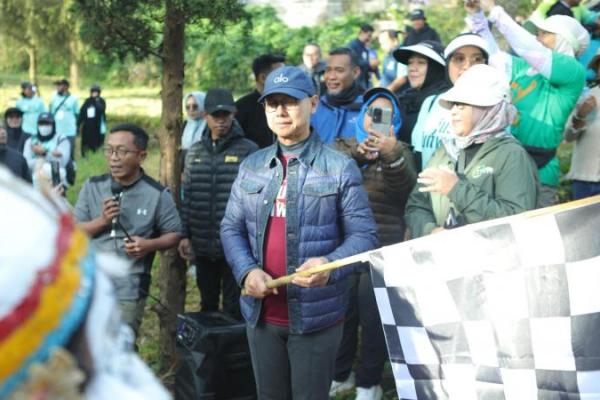 Buka Rangkaian Acara Dieng Culture Festival, Eddy Soeparno Dorong Pariwisata Ramah Lingkungan