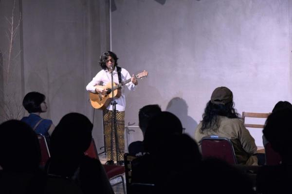 Makna di Balik Single Baru "Atas Nama Cinta" Egi Virgiawan