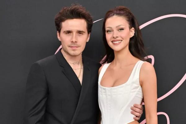 Di Tengah Perseteruan Keluarga, Brooklyn Beckham dan Nicola Peltz Perbarui Janji Pernikahan 