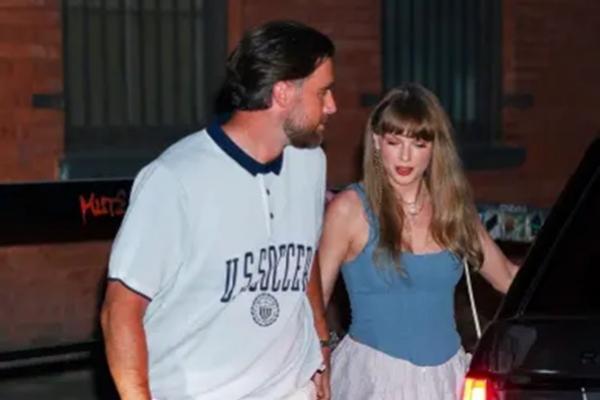 Apa yang Membuat Travis Kelce dan Taylor Swift Saling Jatuh Cinta?
