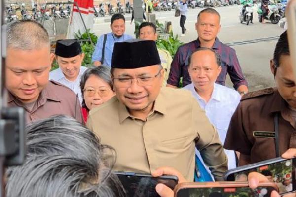 Eks Menag Yaqut Cholil Penuhi Panggilan KPK, Bawa SK Menteri