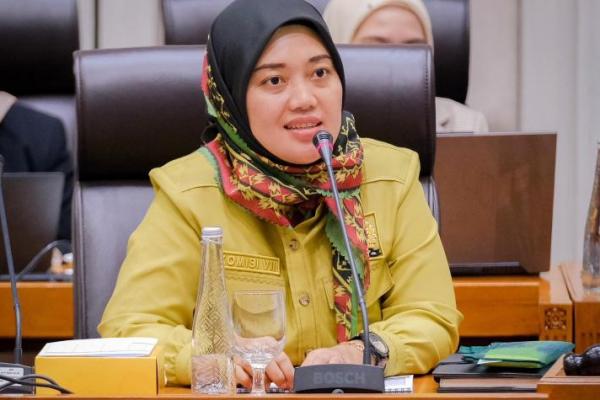 DPR Minta Pemerintah Tertibkan Penambangan Ilegal di Pulau Gebe
