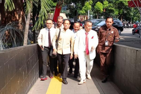 Nadiem Makarim Penuhi Panggilan KPK, Didampingi Hotman Paris