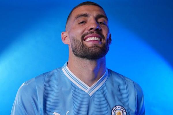 Dilirik Klub Saudi, Kovacic Pilih Bertahan di Manchester City