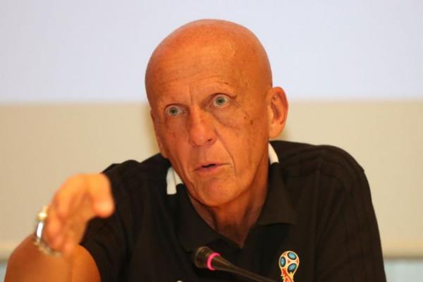 Pierluigi Collina Jawab Soal Pemain Tersulit yang Pernah Dia Hadapi