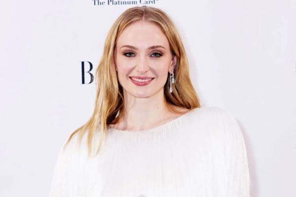 Setelah Angelina Jolie dan Alicia Vikander, Kini Giliran Sophie Turner Jadi Lara Croft `Tomb Raider`