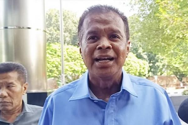 KPK resmi mencekal tiga orang terkait kasus dugaan korupsi kuota haji di Kementerian Agama (Kemenag) periode 2023-2024.