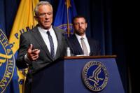 Kennedy Ragukan Vaksin, Studi Temukan Kandungan Aluminium Tidak Berisiko