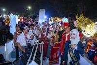 Kata Peserta Karnaval HUT ke-80 RI Satu Truk Bareng Mendikdasmen