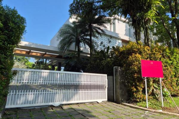 Kejagung Sita Rumah Mewah Milik Bos Minyak Riza Chalid di Bogor