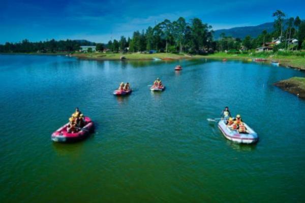 4 Danau Eksotis Jawa Barat yang Wajib Dikunjungi