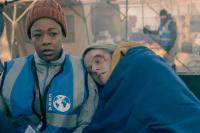 The Handmaid`s Tale S4E6 `Vows` : Moira Selundupkan June di Kapal Relawan