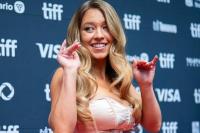Sydney Sweeney Berteriak Sengit pada Mantan Tunangannya Jonathan Davino