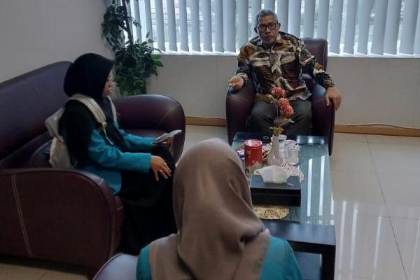 Perkembangan teknologi yang makin cepat di era digital membuat semakin banyak anak muda merasa kehilangan jati dirinya