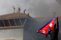 Larangan Medsos Nepal Dicabut Usai 19 Orang Tewas, PM Mundur