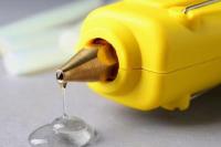 Bukan Sekadar Lem, Glue Gun Medis Ini Bisa Perbaiki Tulang Hancur