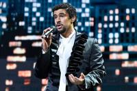 Hindari Tur di AS, Bad Bunny Malah Jadi Headliner Halftime Show Super Bowl 2026