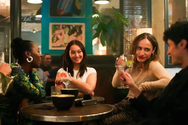 The Summer I Turned Pretty S3E10 `Last Year`: Belly Merindukan Keluarga dan Teman-temannya di Amerika