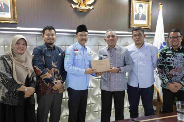Mensos Dorong Bupati Lima Puluh Kota Segera Realisasikan Sekolah Rakyat