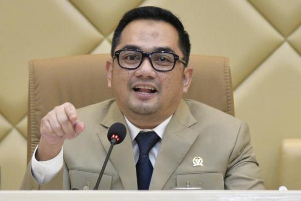 Komisi II Minta Mendagri Hentikan Efisiensi Transfer Pusat Ke Daerah