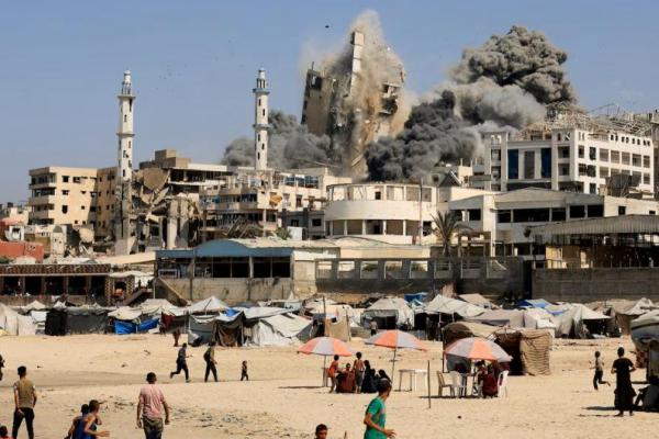 Israel Sebut Gaza Terbakar saat Lancarkan Serangan Darat Besar-besaran