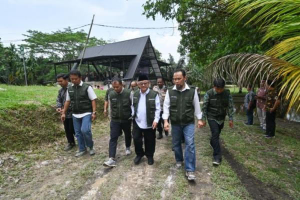 Mendikdasmen Apresiasi Sekolah Alam Jaga Mutu Pendidikan