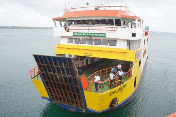 ASDP Layani Lintasan Dobo–Marlasi dengan KMP Lobster