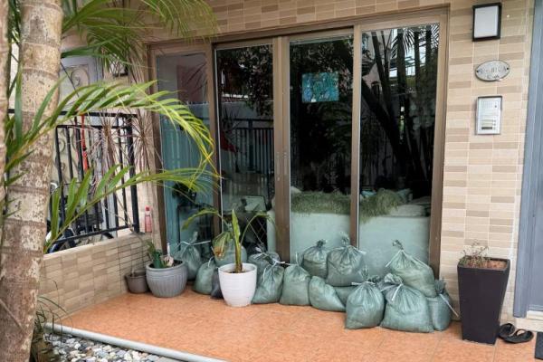 Topan Ragasa Ganggu 700 Penerbangan, Hong Kong Tutup Sekolah dan Bisnis