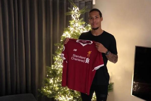 Mantan CEO Southampton, Martin Semmens, membongkar liciknya cara Liverpool mendekati Virgil van Dijk pada 2018 silam. Dia menganggap kepindahan sensasional itu sebagai transfer memalukan.