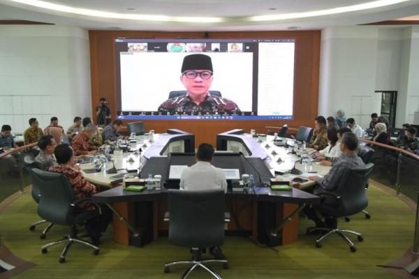 Mendes Buka Serentak 1.000 Musdesus untuk Ajukan Modal Kopdes ke Himbara