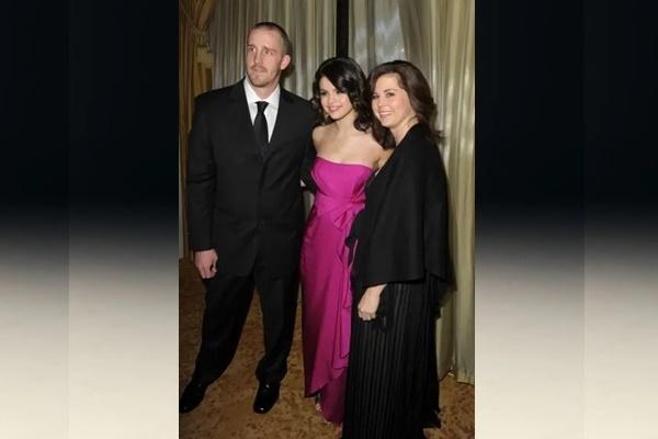 Ibunda Selena Gomez Terpukul tak Dipilih Putrinya untuk Dampingi ke Altar Pernikahan