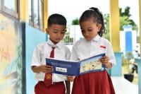 Ilustrasi siswa sedang membaca buku (Foto: Ist)