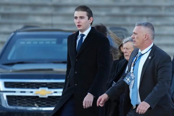Putra Presiden Donald Trump Tutup Seluruh Lantai Gedung untuk Kencan Romantis