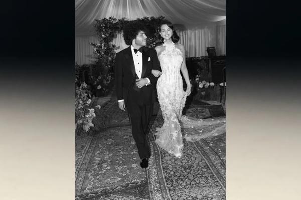Demi Pernikahan Impian Putri Disney dengan Benny Blanco, Selena Gomez Butuh Tiga Gaun Pengantin 