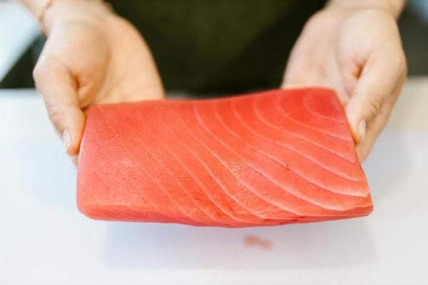 6 Ikan Tinggi Kalsium untuk Tulang Kuat dan Cegah Osteoporosis
