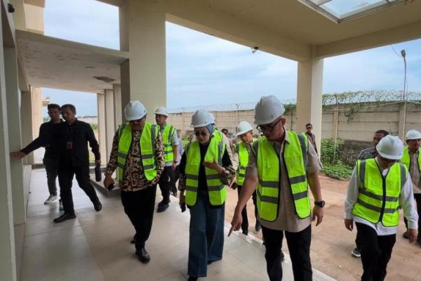 Wamenhaj Desak Kasus Mangkrak Asrama Haji Indramayu Ditindak